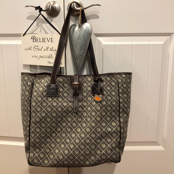 Dooney and Bourke large tote